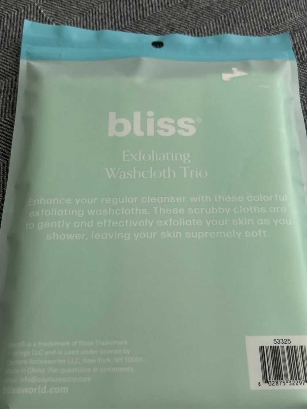 Bliss Face and Body Exfoliating Washcloth Trio- New In Bag